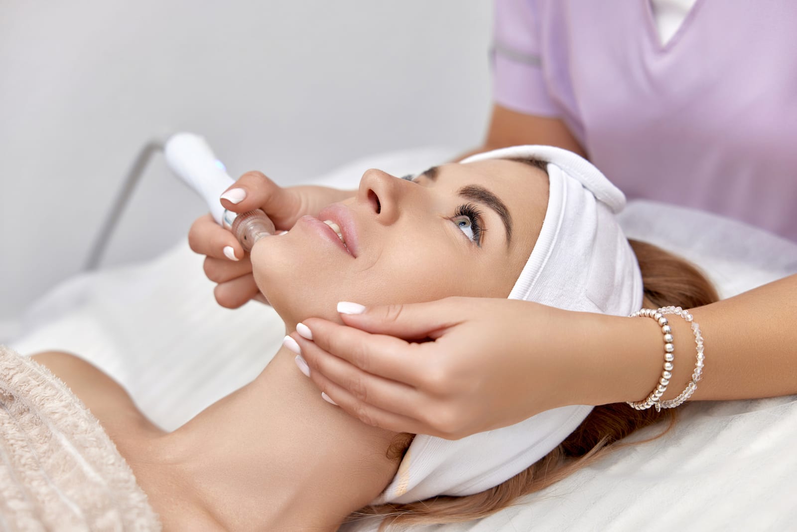 Candela Glace Facial — Sun Aesthetic Clinic, Bellevue WA