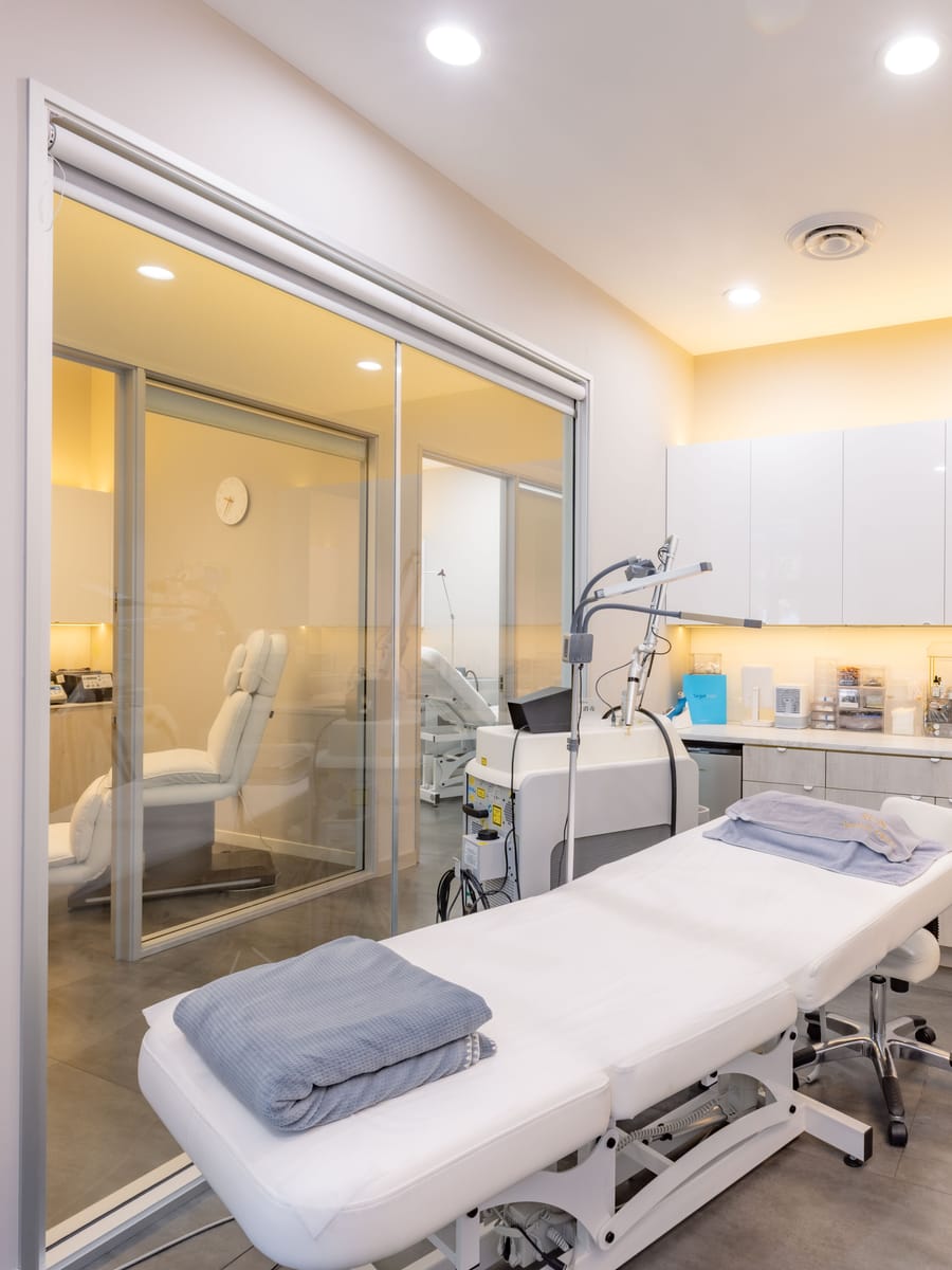Treatment room at Sun Aesthetic Clinic, Bellevue