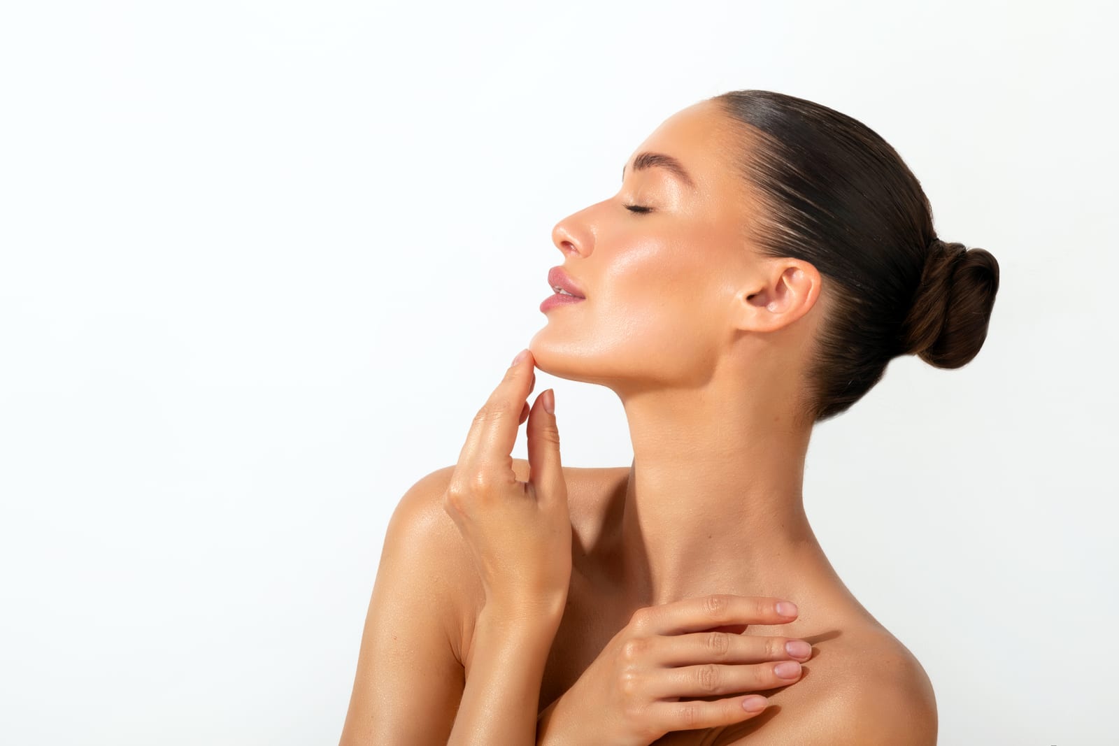 Eyes, Jawline & Double Chin — Sun Aesthetic Clinic, Bellevue WA