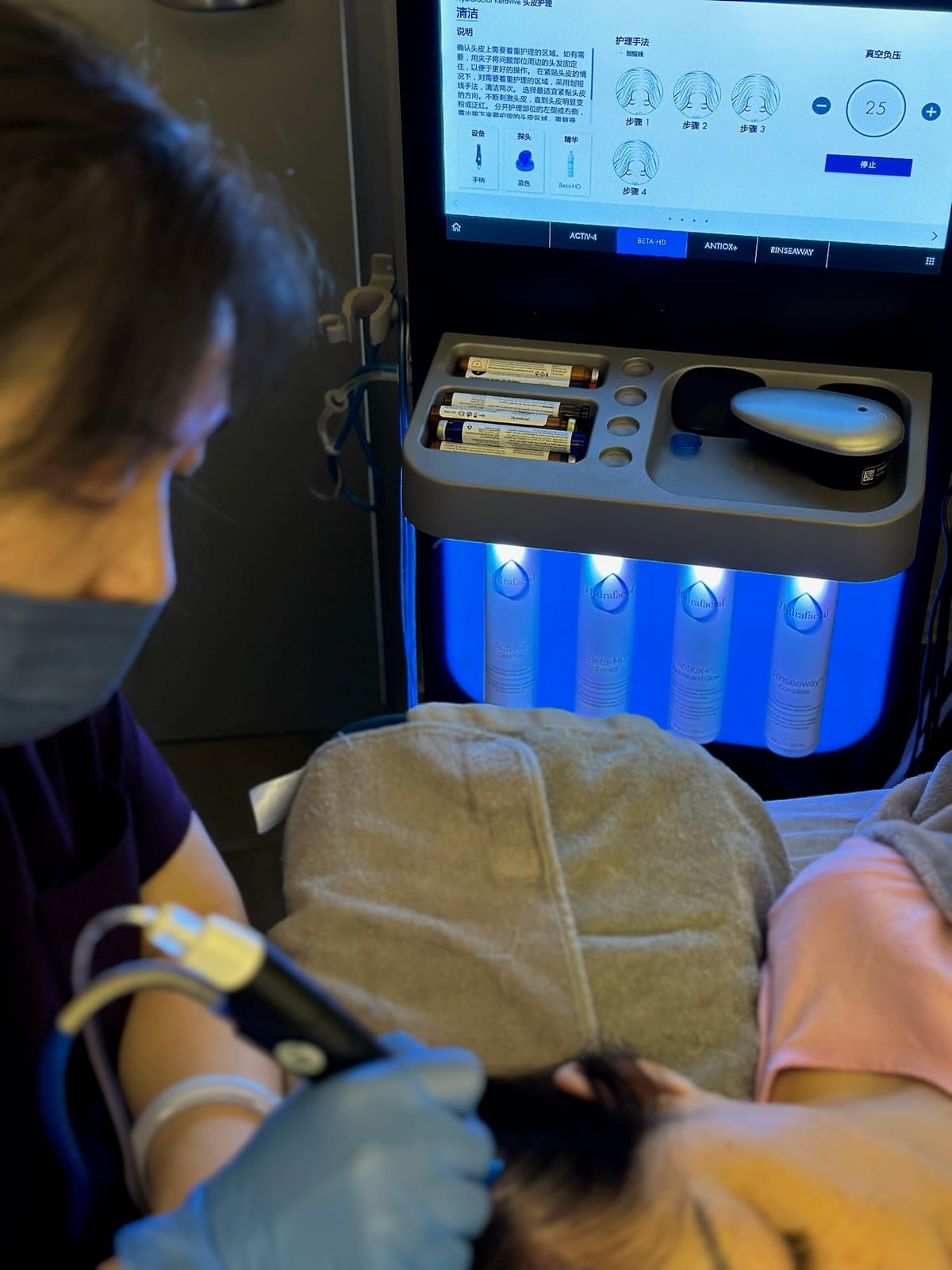 Hydrafacial treatment at Sun Aesthetic Clinic, Bellevue WA